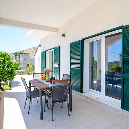 Mirjam Apartman *
