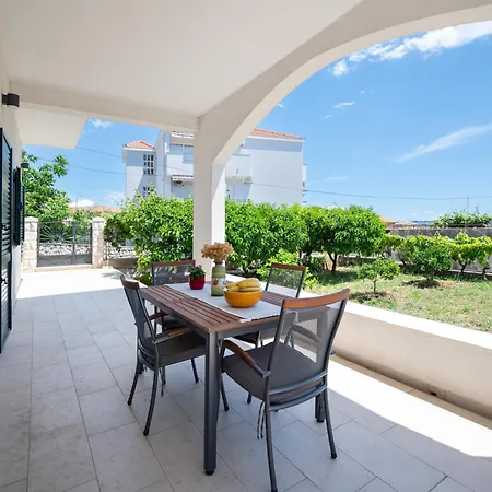 Apartman Mirjam *